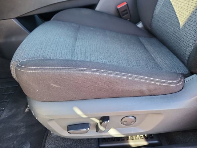 Used 2023 Nissan Rogue SV image 12