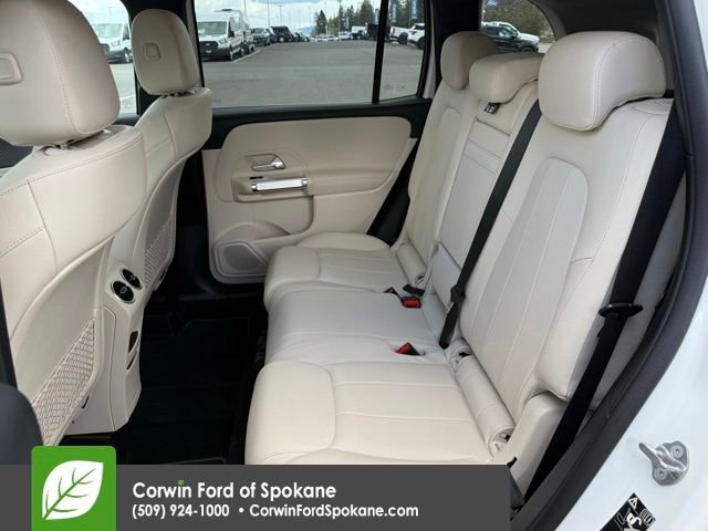 Used 2022 Mercedes-Benz GLB 250 4MATIC image 11