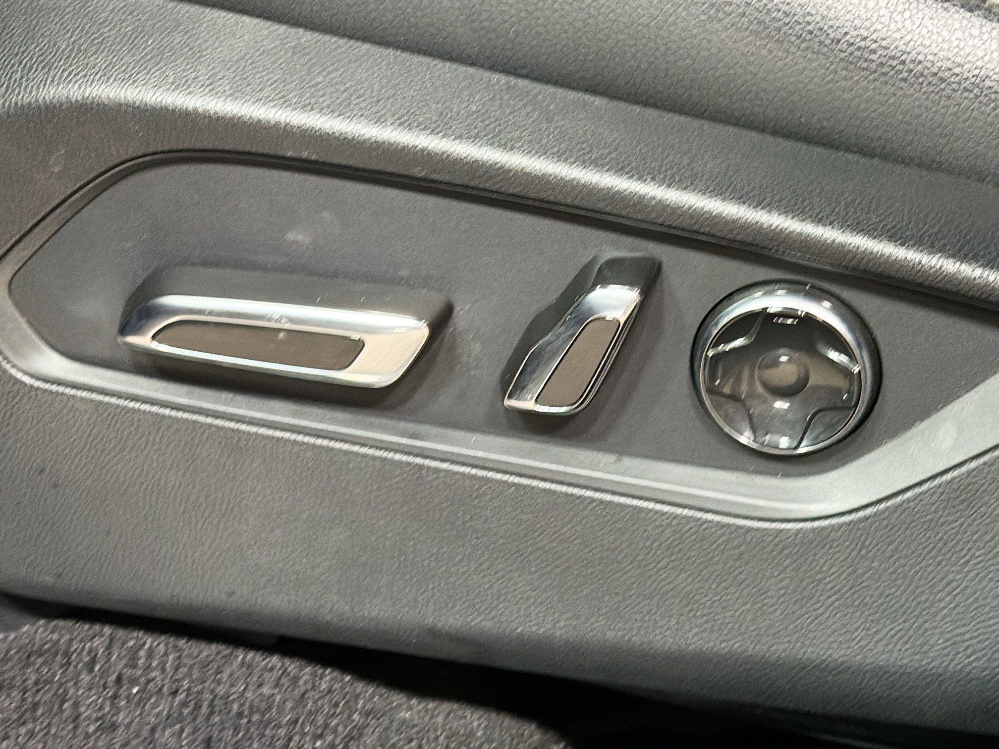 Used 2019 Acura RDX FWD image 37