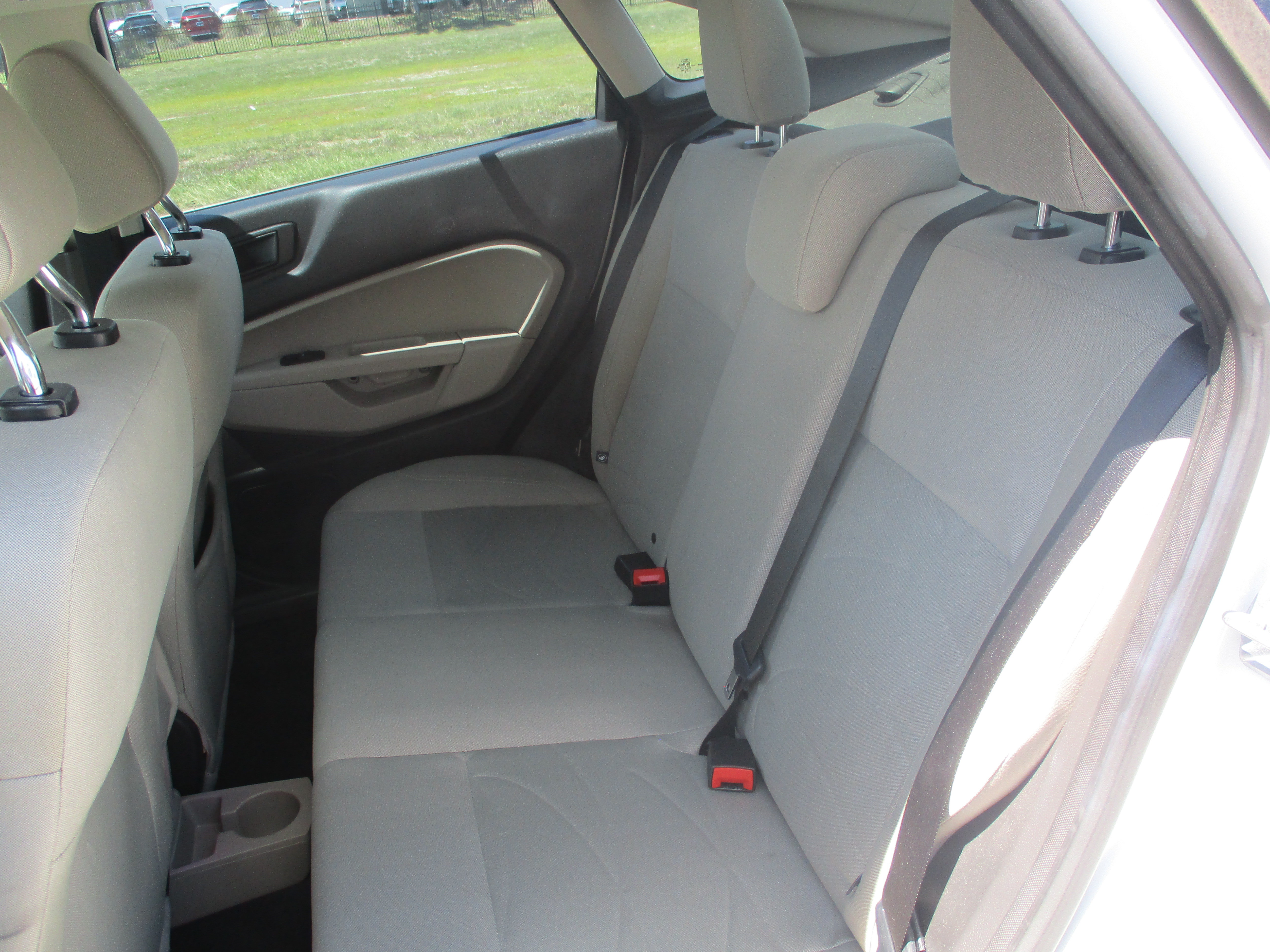Certified 2018 Ford Fiesta SE FWD image 10