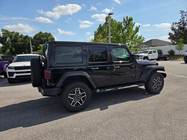 New 2026 Jeep Wrangler Unlimited Sahara AWD/4WD image 13