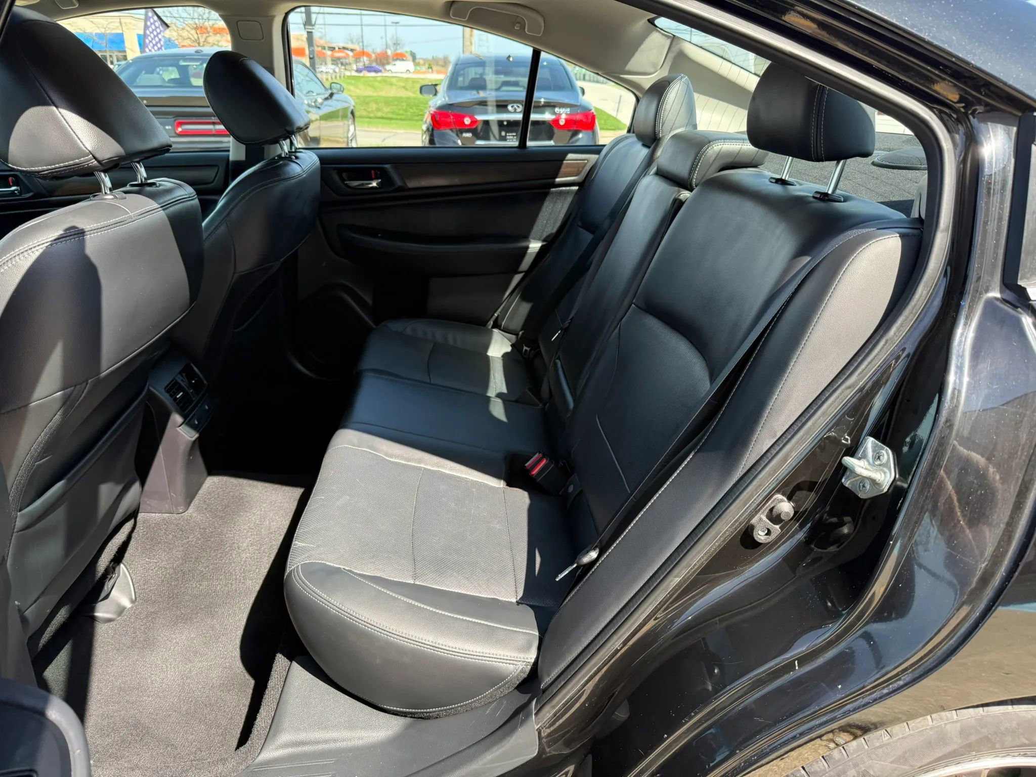 Used 2015 Subaru Legacy 3.6R Limited image 22