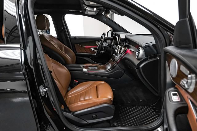 Used 2020 Mercedes-Benz GLC 43 AMG 4MATIC image 28