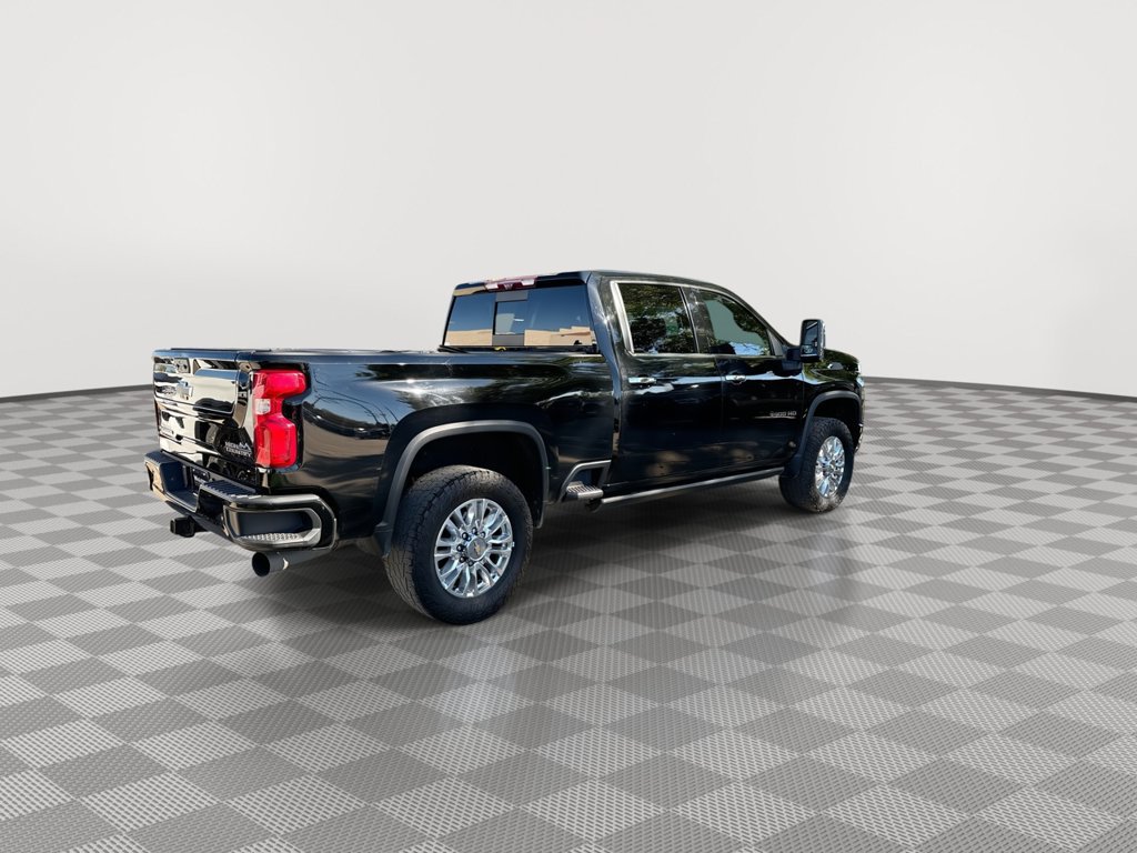 Used 2023 Chevrolet Silverado 3500 High Country AWD/4WD image 8