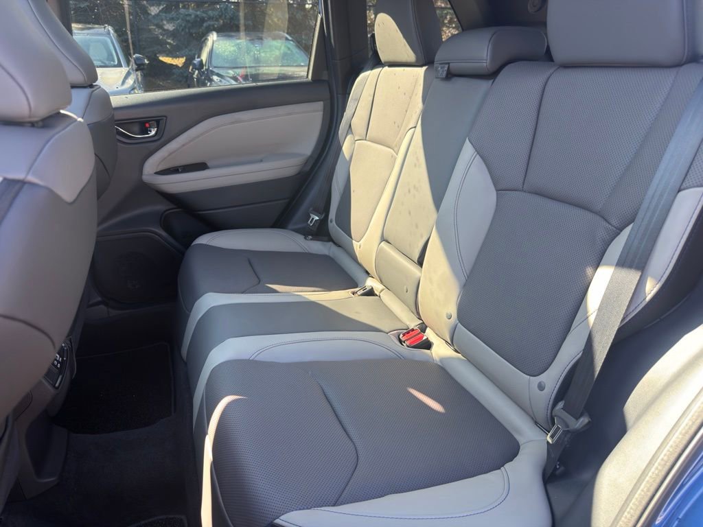 Used 2026 Subaru Forester Limited image 35