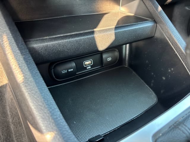 Used 2024 Kia Forte LXS w/ LXS Technology Package FWD image 23