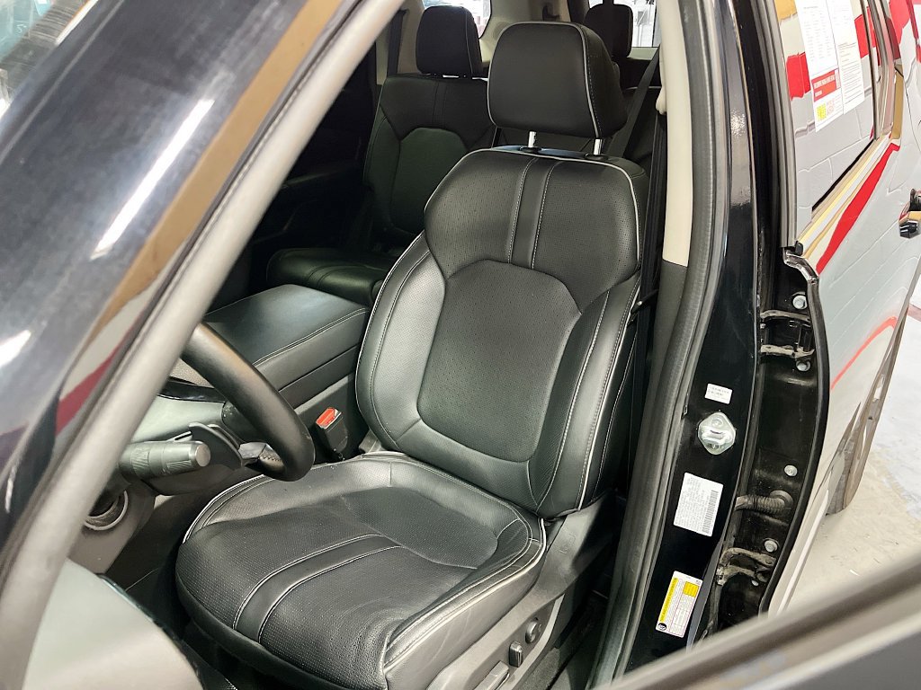 Used 2025 Honda Pilot Elite image 20