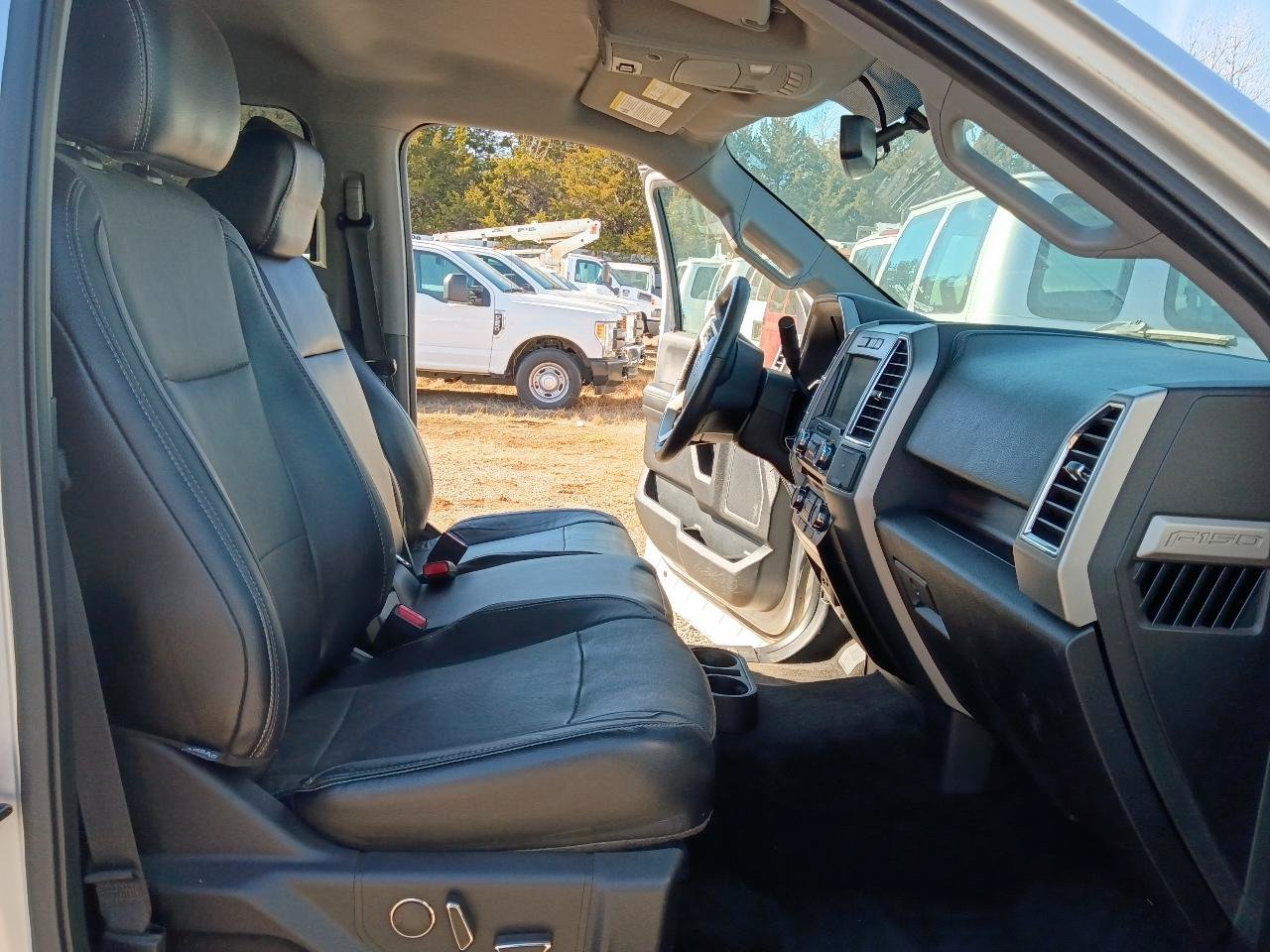 Used 2015 Ford F150 Lariat RWD image 17