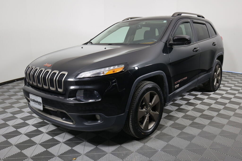 Used 2016 Jeep Cherokee 75th Anniversary image 5