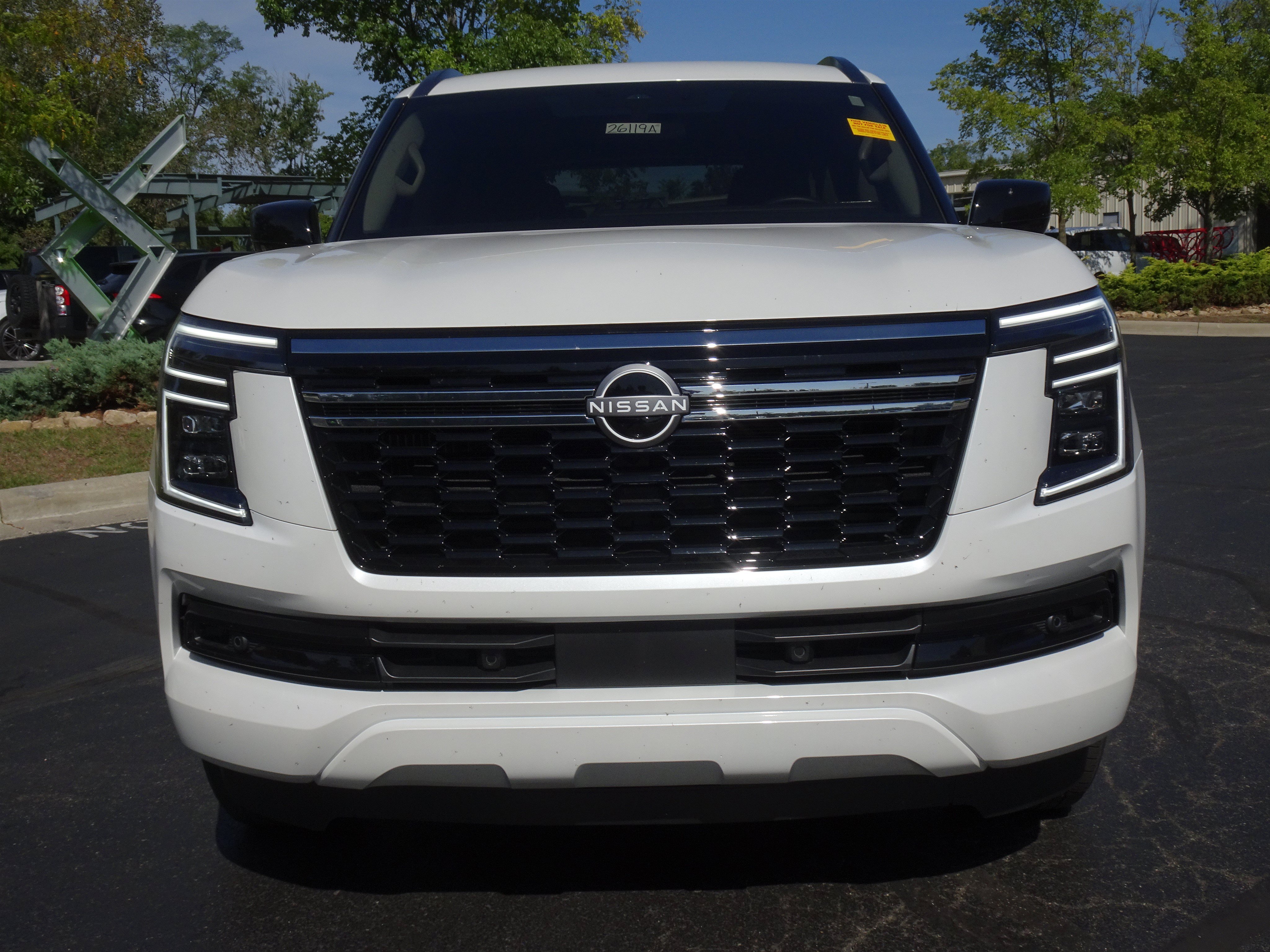 Used 2025 Nissan Armada SV AWD/4WD image 9