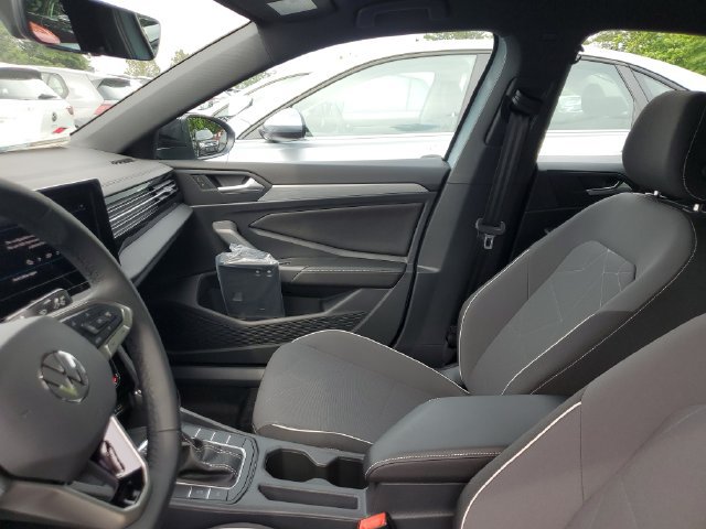 New 2026 Volkswagen Jetta Sport FWD image 17