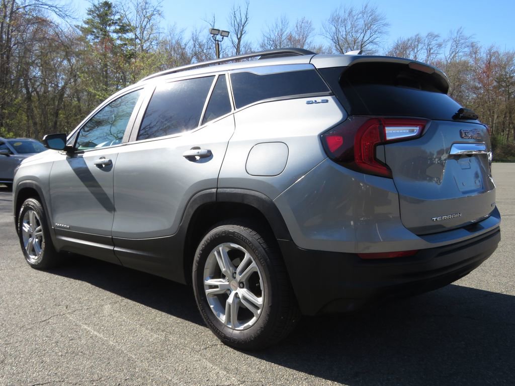 Used 2023 GMC Terrain SLE w/ Driver Convenience Package AWD/4WD image 7