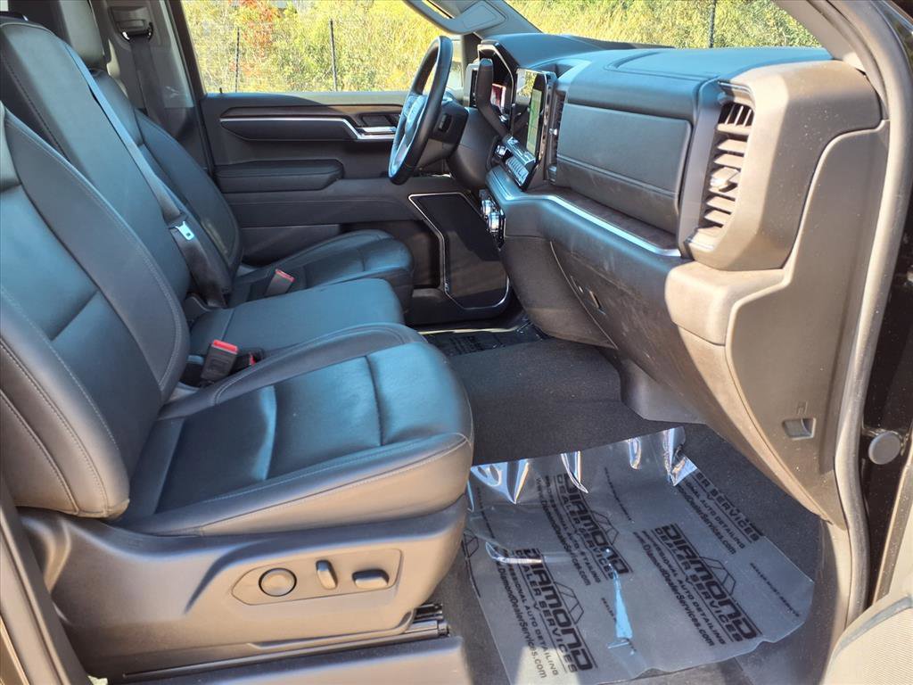 Used 2025 GMC Sierra 1500 SLT image 11