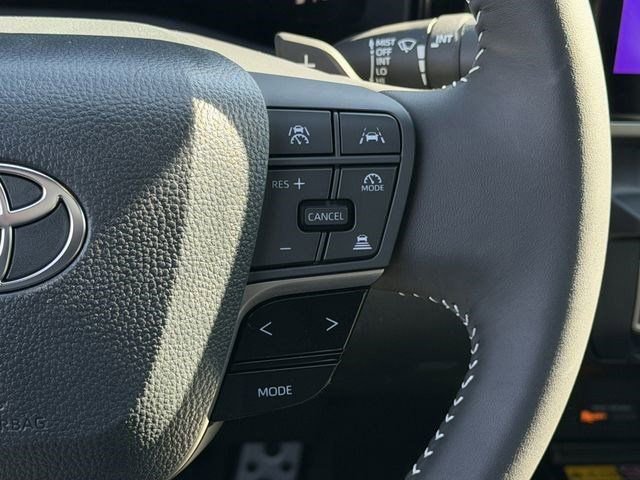 New 2026 Toyota Camry SE image 15