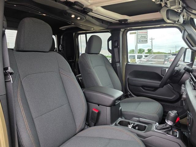 New 2026 Jeep Gladiator Sport AWD/4WD image 18