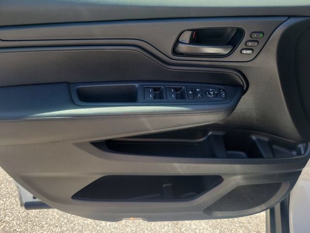 Certified 2025 Honda Odyssey EX-L image 8