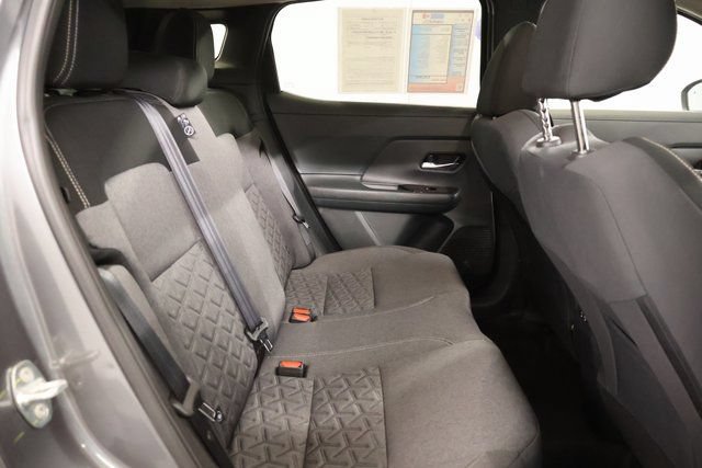 Used 2025 Nissan Kicks SV w/ Illumination Package FWD image 27