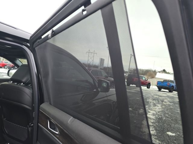 New 2025 Jeep Grand Cherokee L Limited w/ Luxury Tech Group II image 29