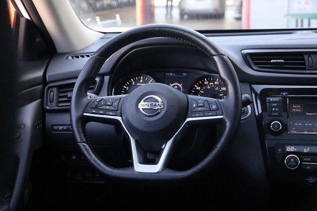 Used 2020 Nissan Rogue SV w/ Sun & Sound Touring Package AWD/4WD image 23