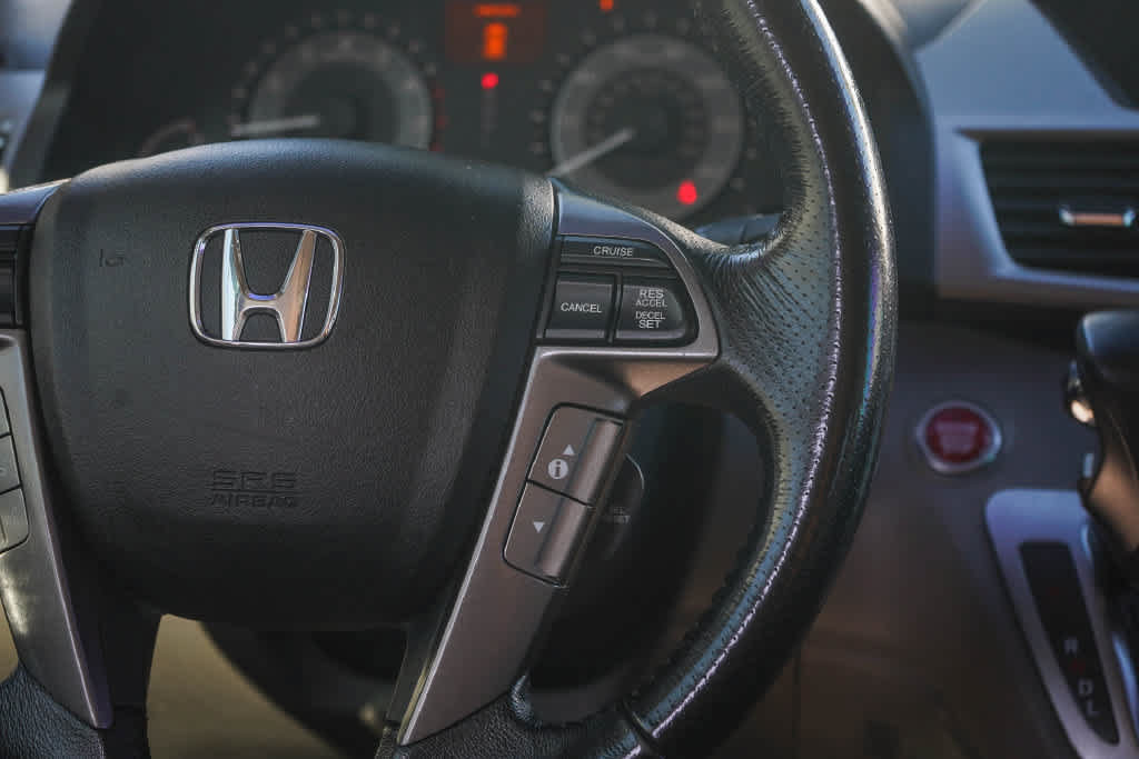 Used 2015 Honda Odyssey Touring image 17