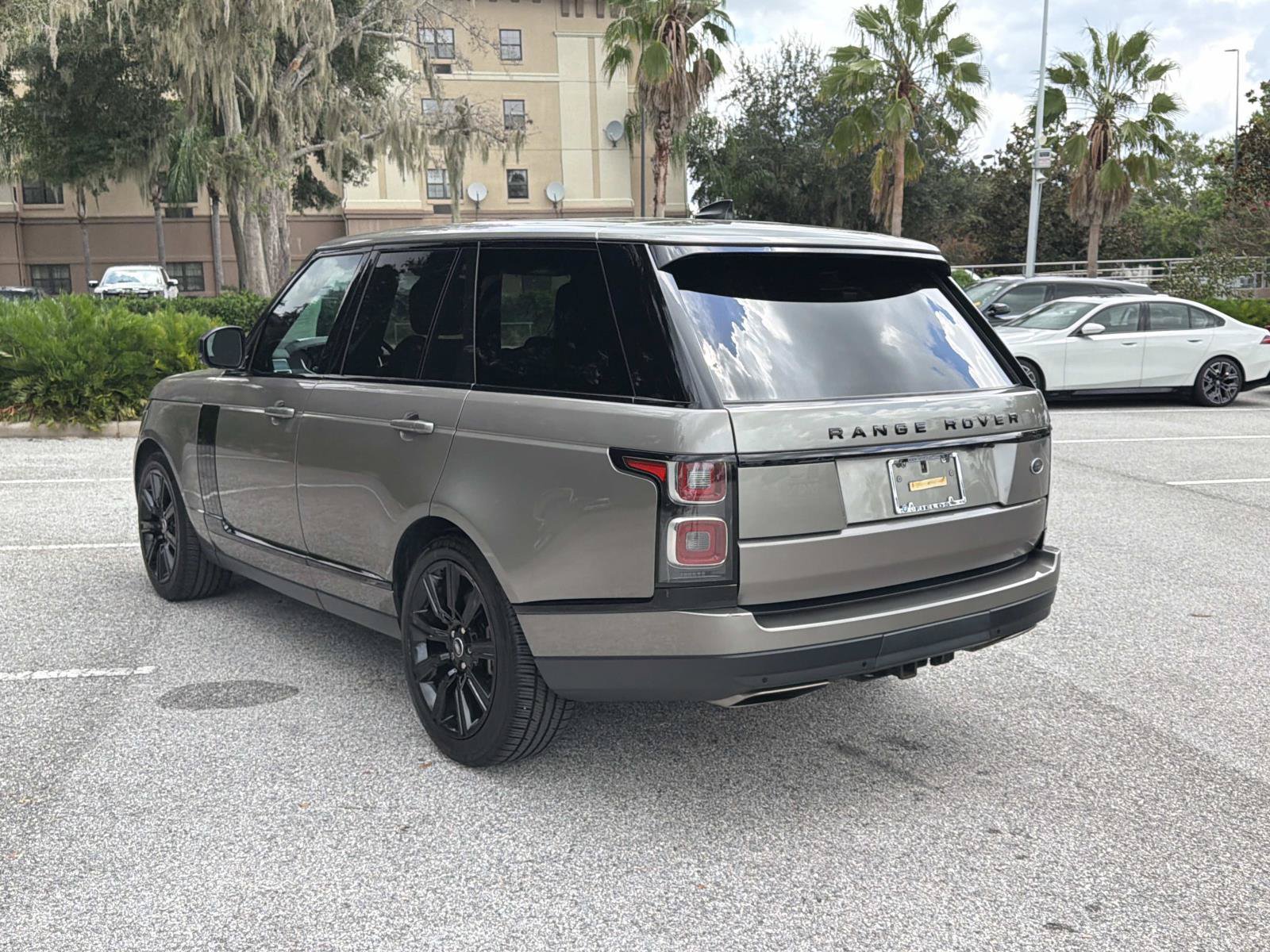 Used 2021 Land Rover Range Rover AWD/4WD image 6