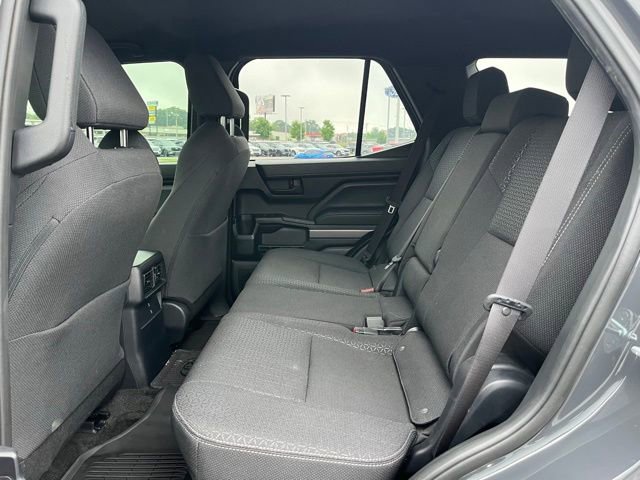 Used 2025 Toyota 4Runner SR5 AWD/4WD image 6