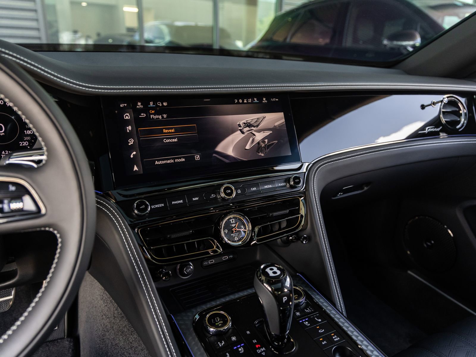 Used 2025 Bentley Flying Spur Plug-In Hybrid AWD/4WD image 37