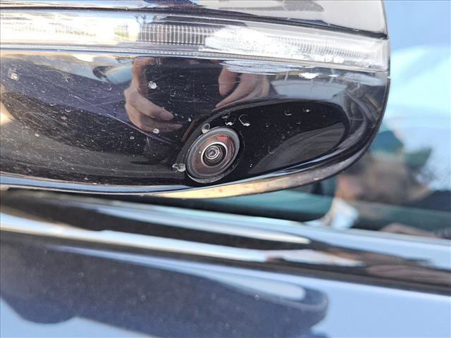 Used 2021 BMW X5 M w/ Executive Package image 14