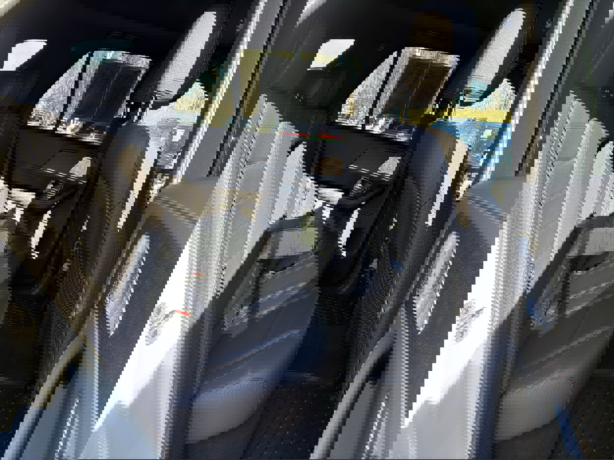 Used 2024 Mercedes-Benz GLE 350 4MATIC image 32