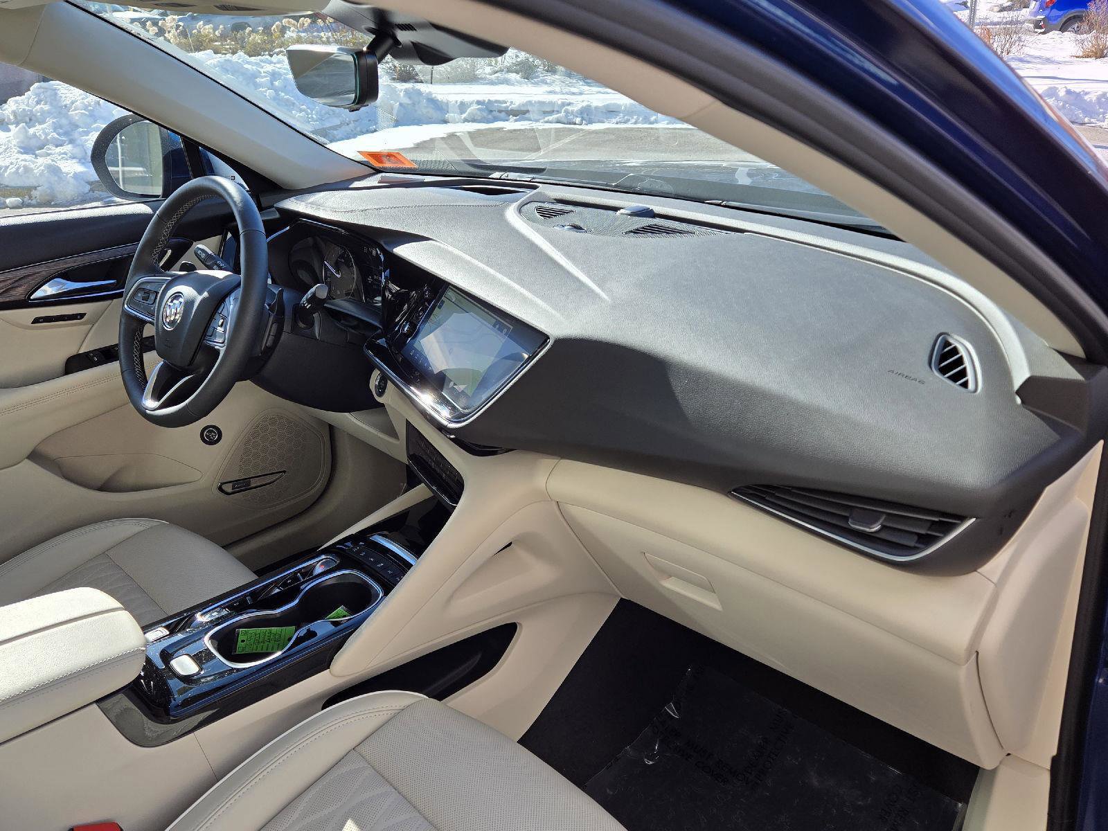 Used 2023 Buick Envision Avenir image 17