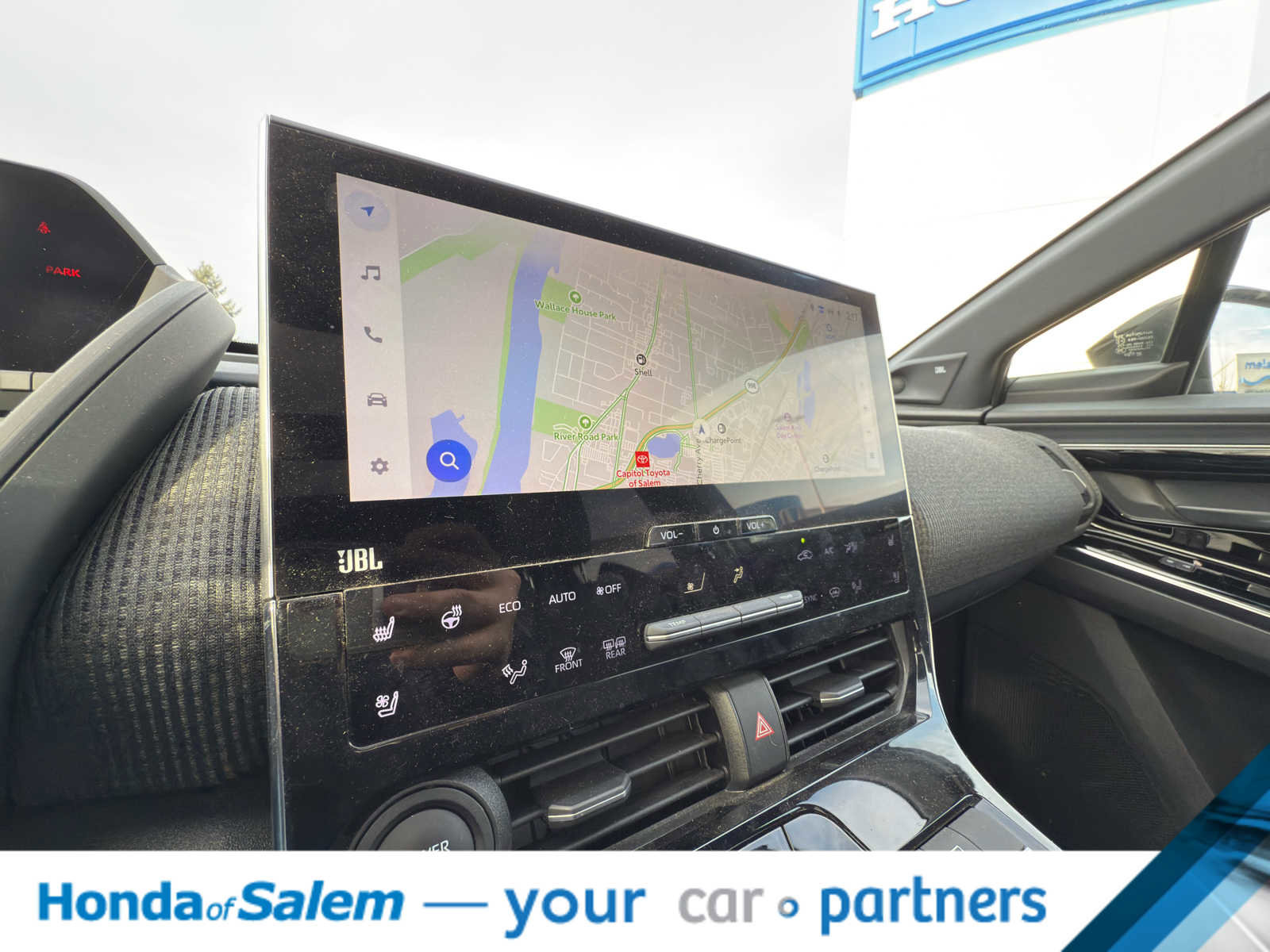 Used 2023 Toyota bZ4X Limited image 18