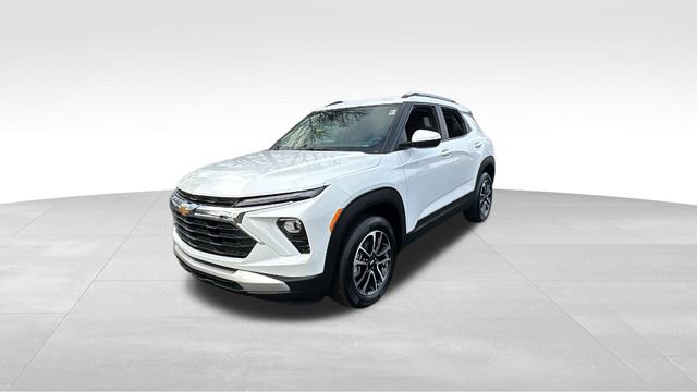 Used 2024 Chevrolet TrailBlazer LT image 3