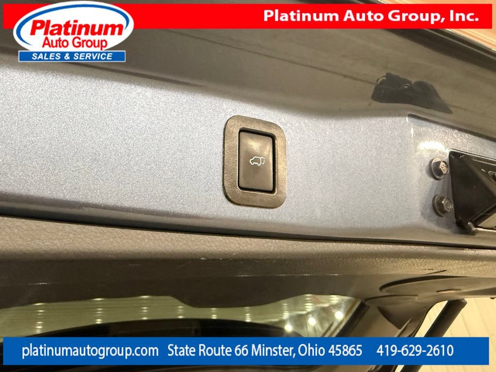 Used 2019 Toyota Highlander Limited Platinum AWD/4WD image 37