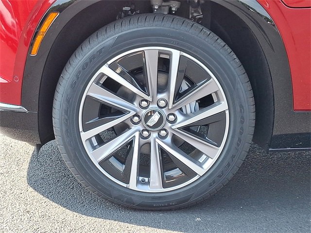 New 2026 Cadillac Vistiq Sport w/ LPO, Floor Liner Package image 8