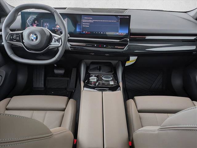 Used 2026 BMW 530i xDrive w/ Premium Package AWD/4WD image 16
