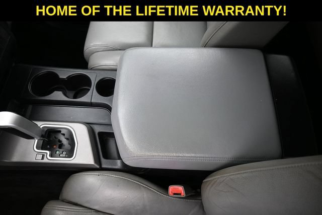 Used 2015 Toyota Sequoia Limited AWD/4WD image 36