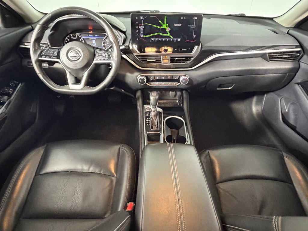 Used 2024 Nissan Altima 2.5 SR w/ SR Premium Package image 12