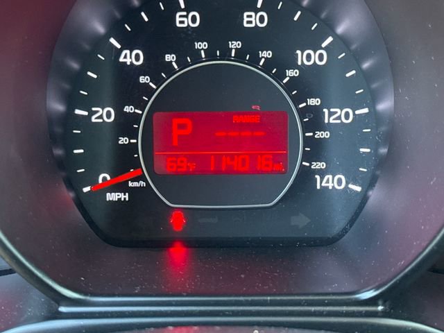 Used 2016 Kia Soul + FWD image 26