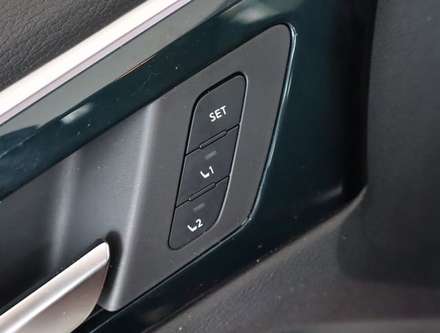 Used 2022 Mitsubishi Outlander SEL image 16