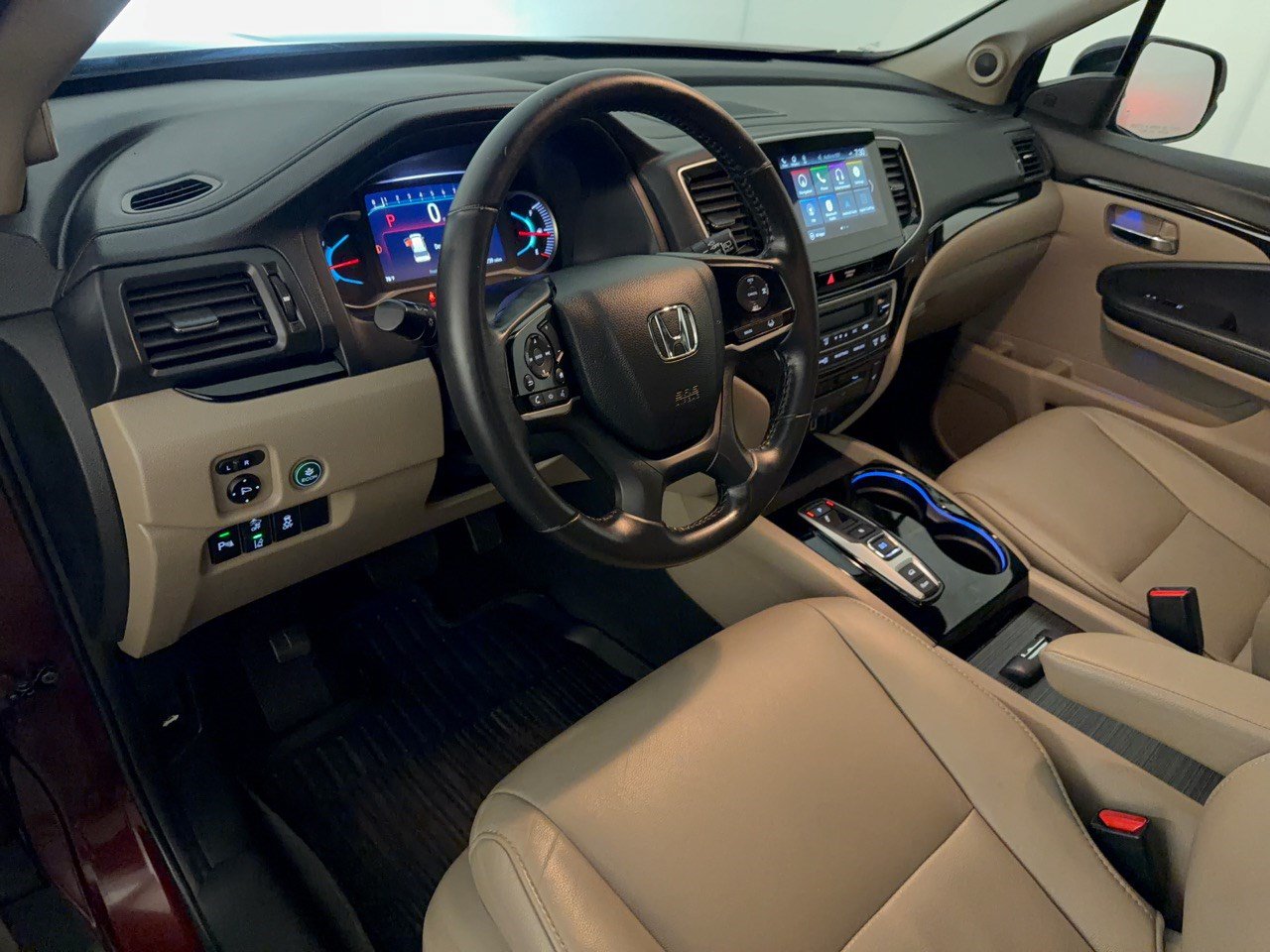 Used 2019 Honda Pilot Touring image 4