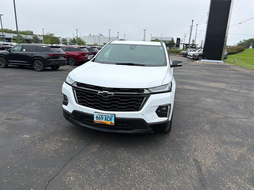 Used 2022 Chevrolet Traverse Premier w/ Redline Edition AWD/4WD image 13