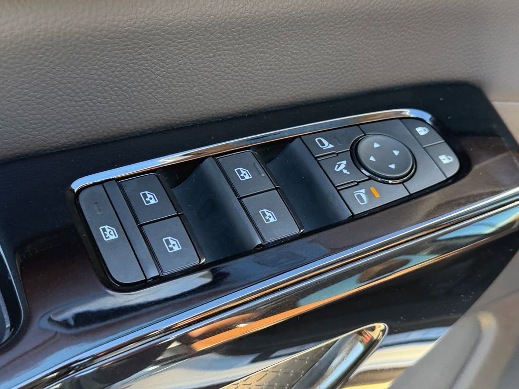 New 2026 Nissan Pathfinder Platinum image 22