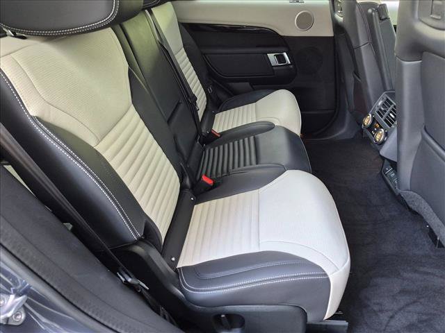 Certified 2025 Land Rover Discovery S AWD/4WD image 22