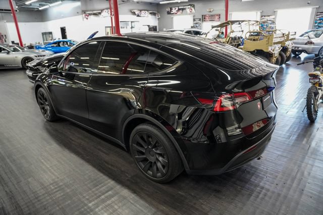 Used 2021 Tesla Model Y Long Range AWD/4WD image 3