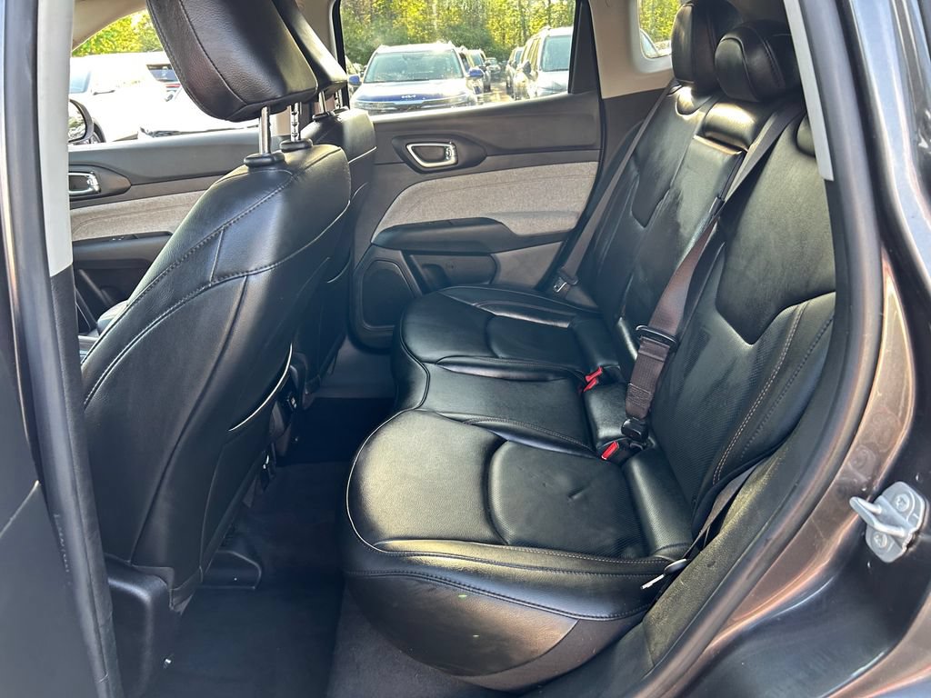 Certified 2022 Jeep Compass Latitude AWD/4WD image 25