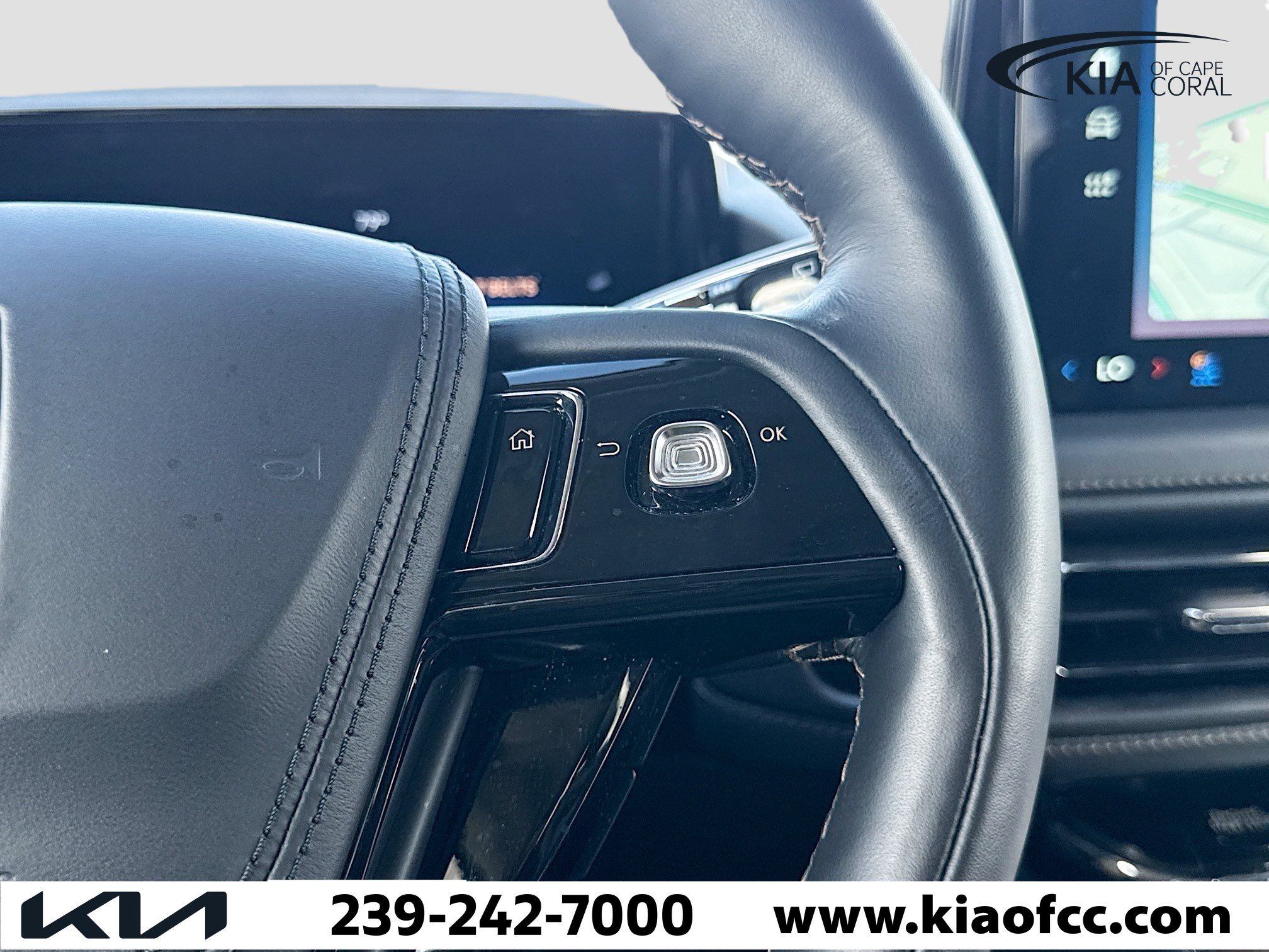 Used 2025 Lincoln Aviator Reserve image 39