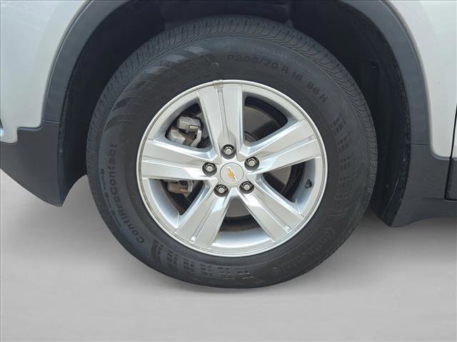 Used 2022 Chevrolet Trax LS w/ Tint and Cruise Package FWD image 26