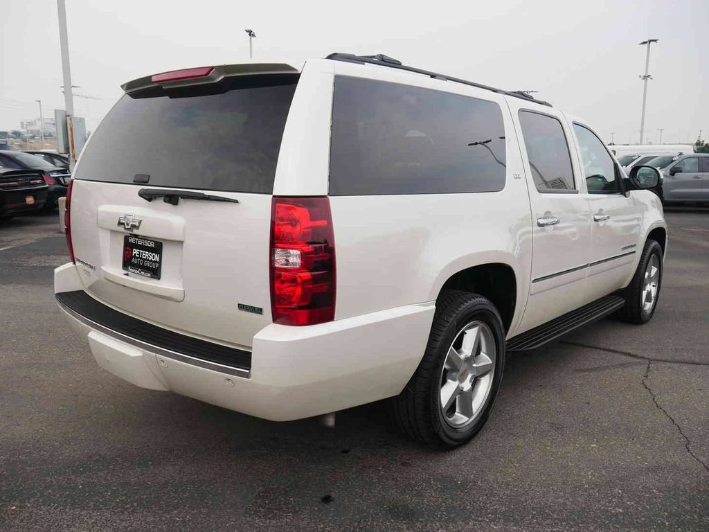 Used 2011 Chevrolet Suburban LTZ AWD/4WD image 21