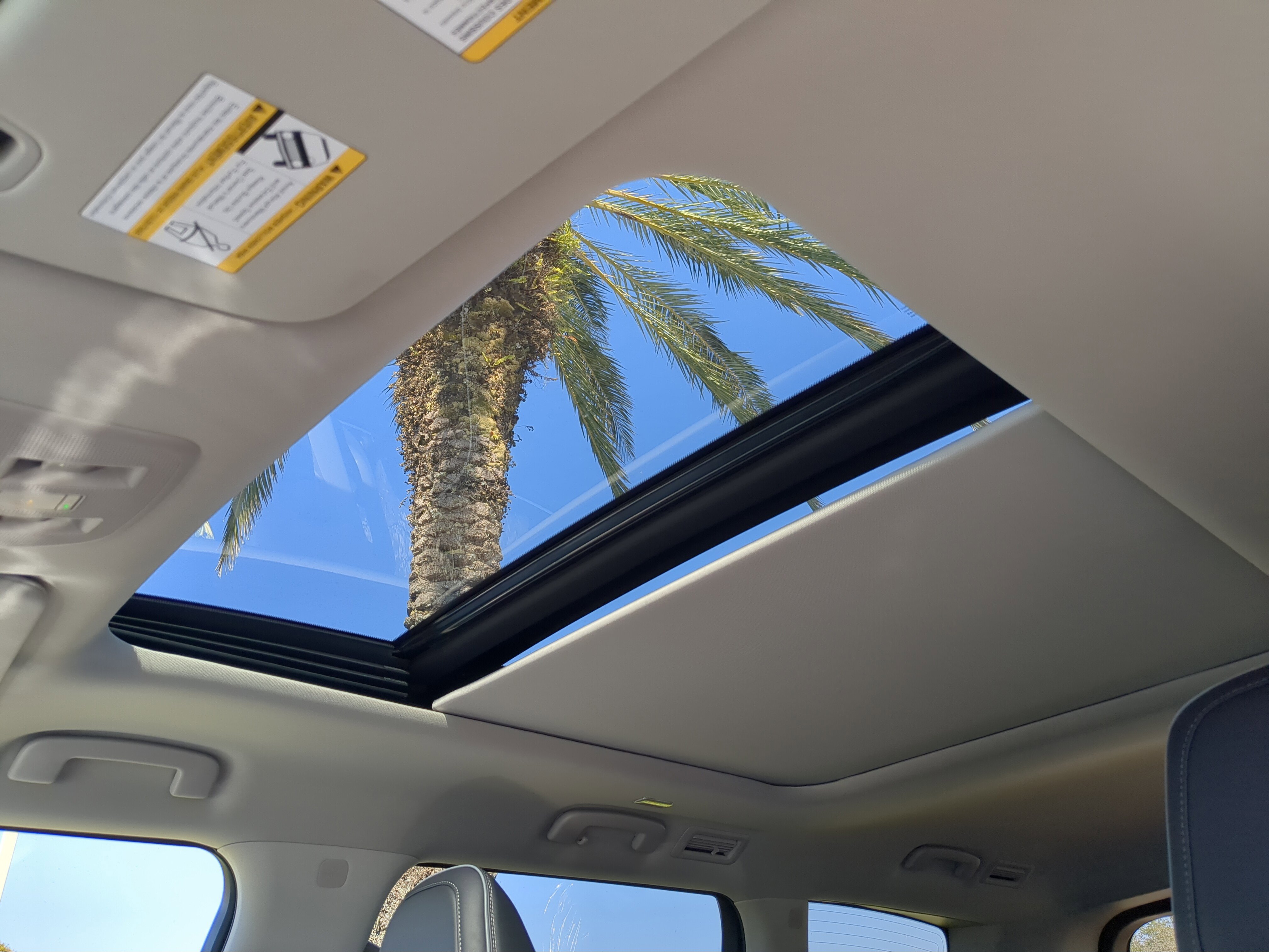 New 2026 INFINITI QX80 Luxe w/ Cargo Package image 23