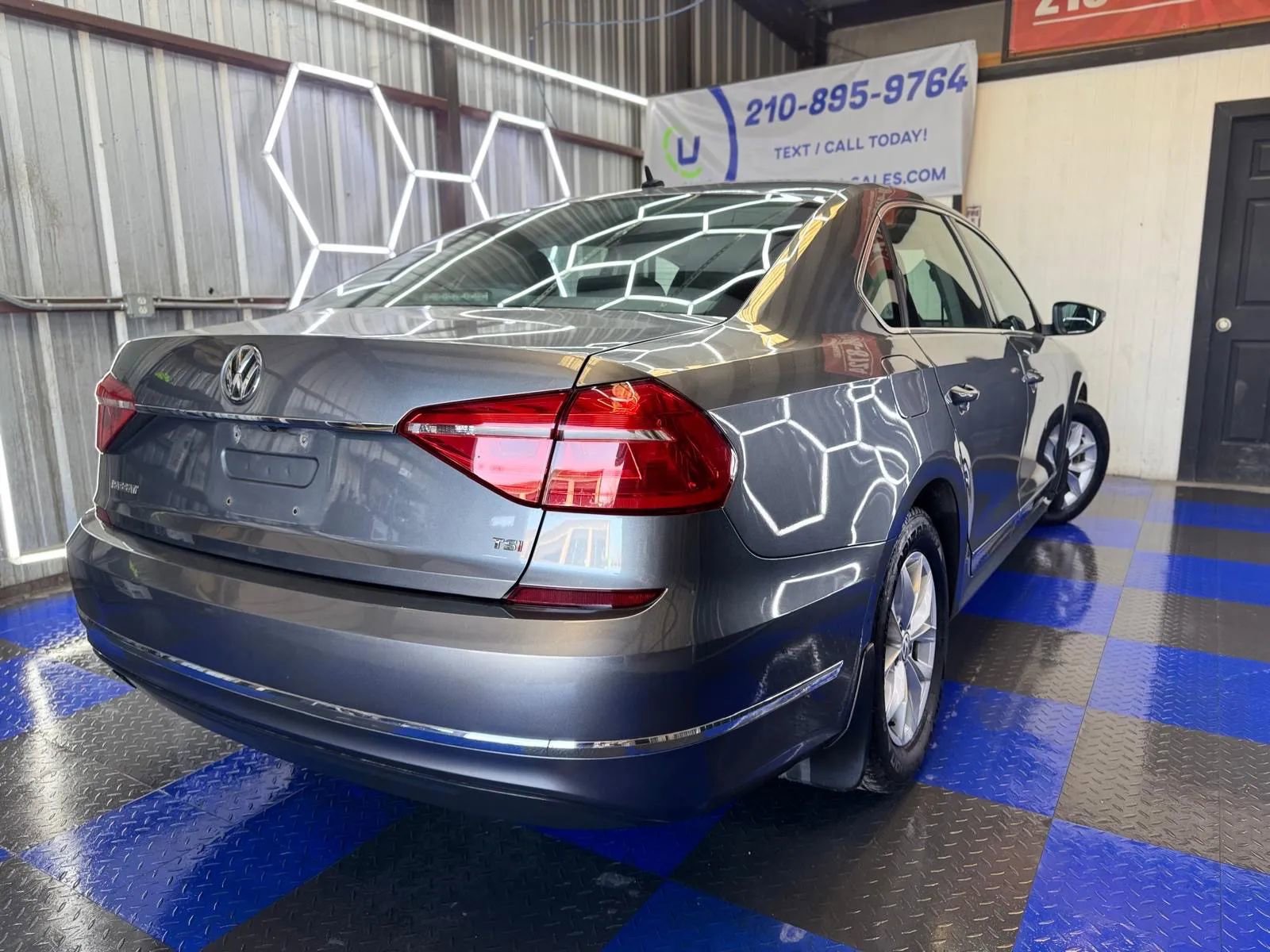 Used 2016 Volkswagen Passat 1.8T S image 15